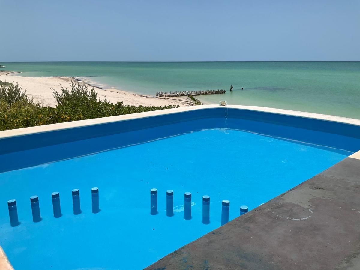La Casa Amarilla Frente Al Mar Villa Chelem Eksteriør bilde